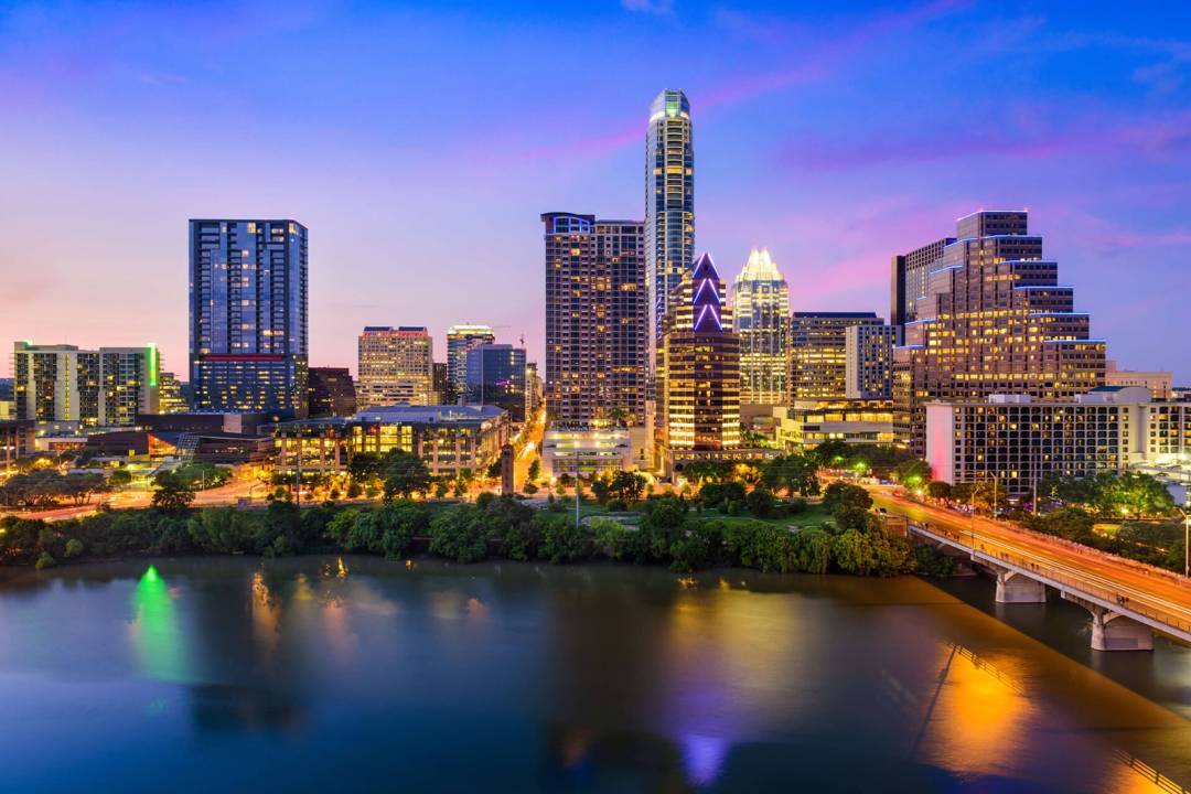 Five Essential Tips for Moving to Austin from California in 2024